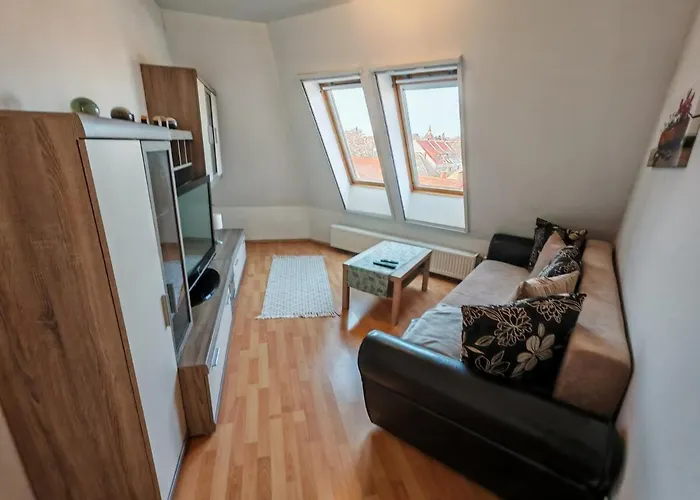 White 凯奇凯梅特